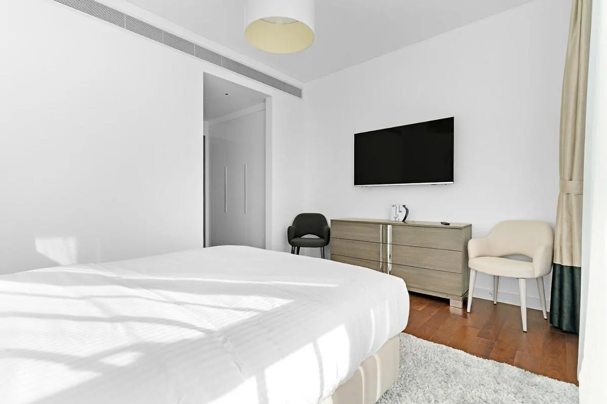 2Br Maid City Walk B13 Heart Of Dubai