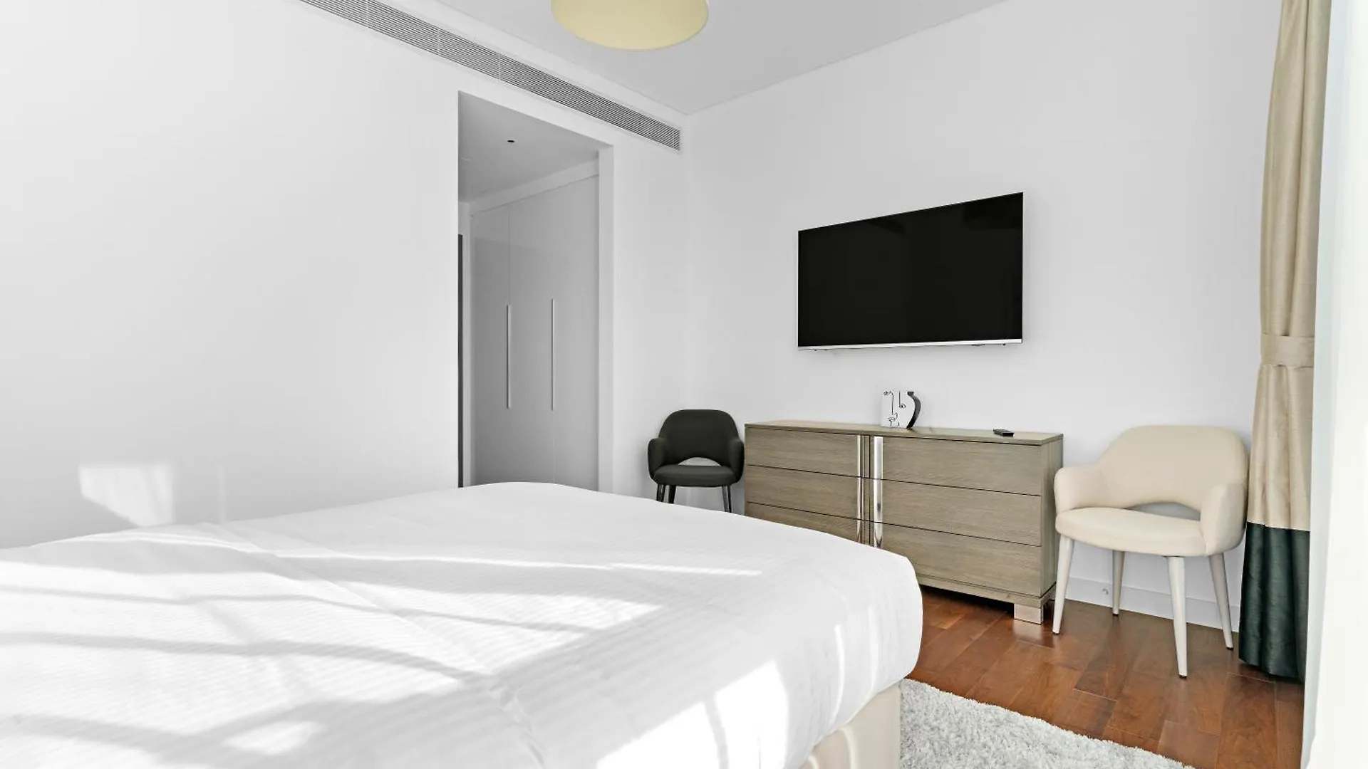 2Br Maid City Walk B13 Heart Of Dubai Apartment